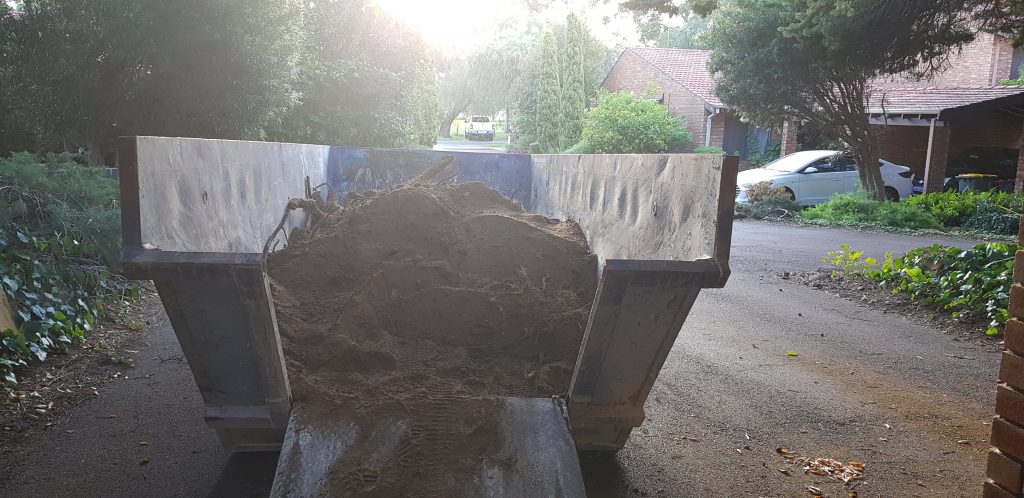 Skip bin
