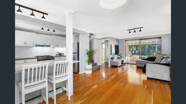 Open-plan kitchen renovation